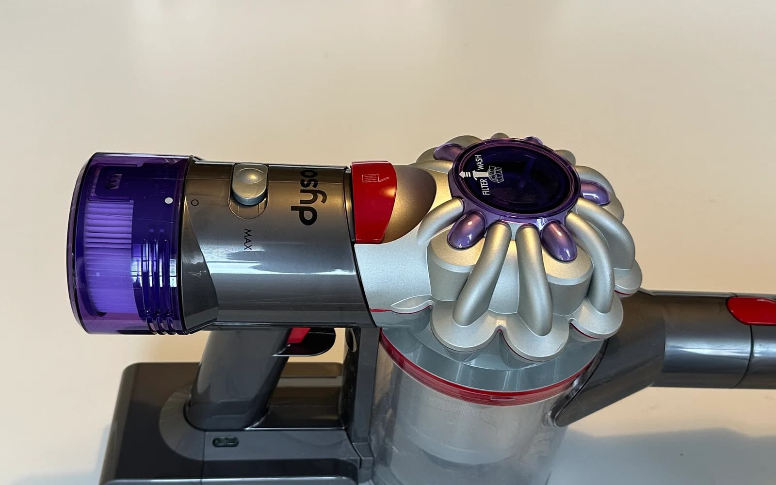 Dyson 品牌资料主视觉
